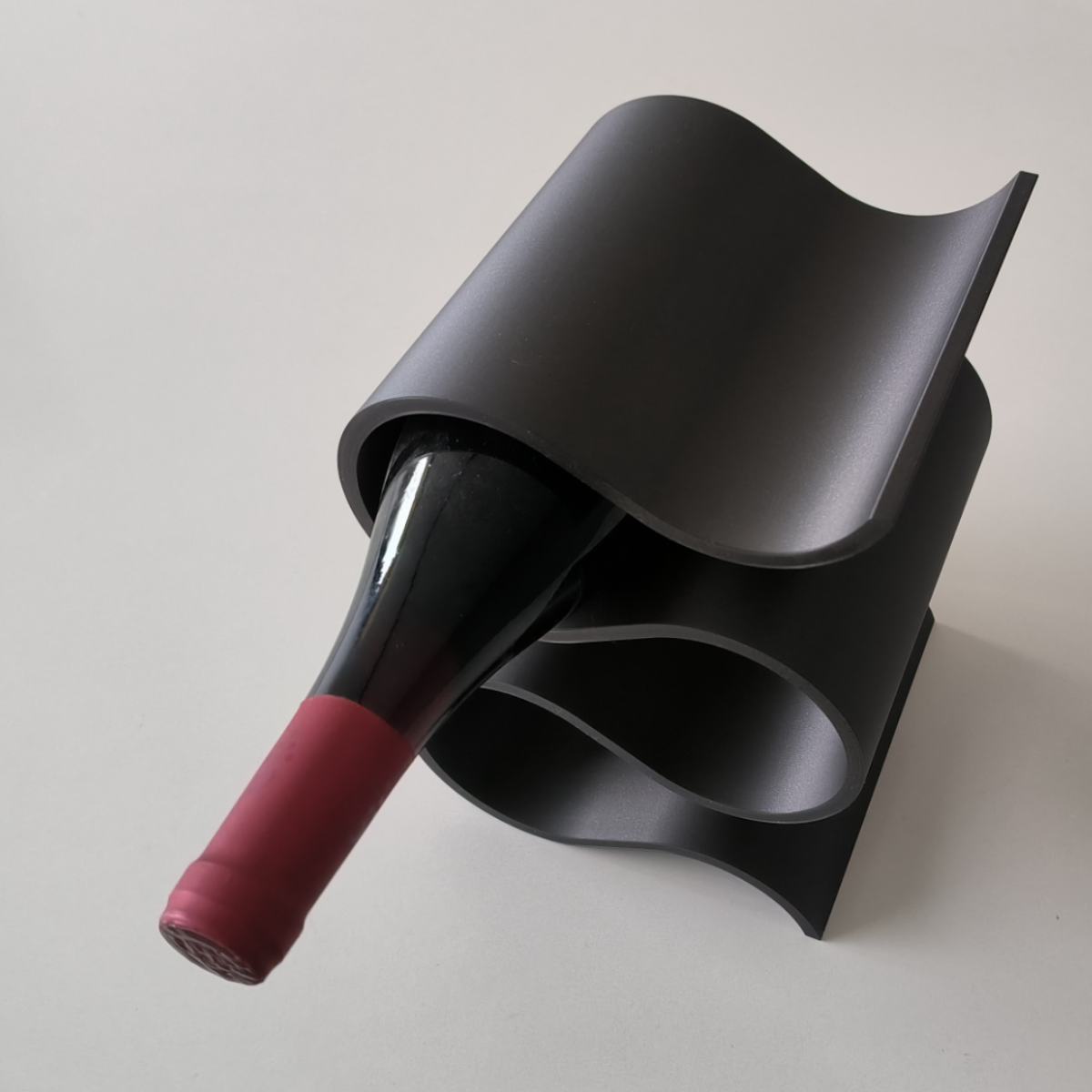 ADEGA DE MESA PARA VINHO